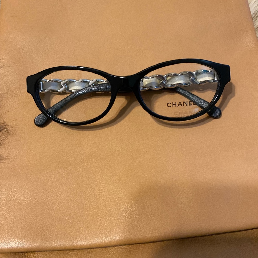 Chanel eyeglass black and white leather